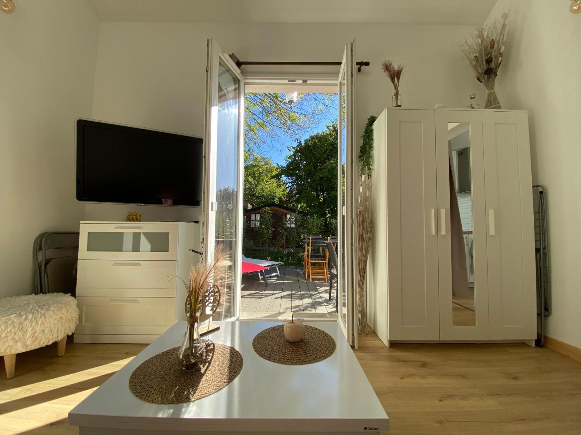 The Little Oak - Tiny House With Bed On Mezzanine & Terrace - From 1 To 4 P Disney, Paris & Cdg Pomponne Екстер'єр фото